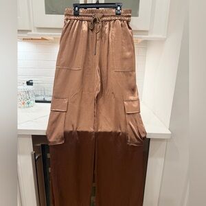 GUESS Women's Satin Cargo Pants - Bronze